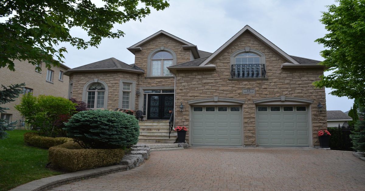 15 Frini Court Vaughan
