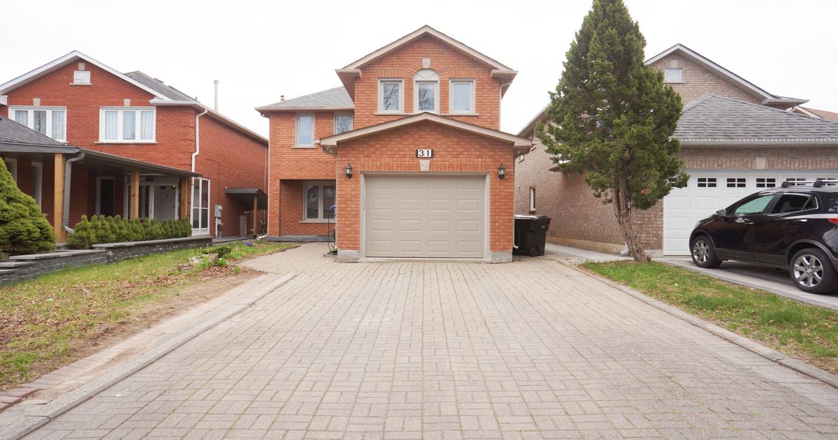 31 Elmpark Court Richmond Hill