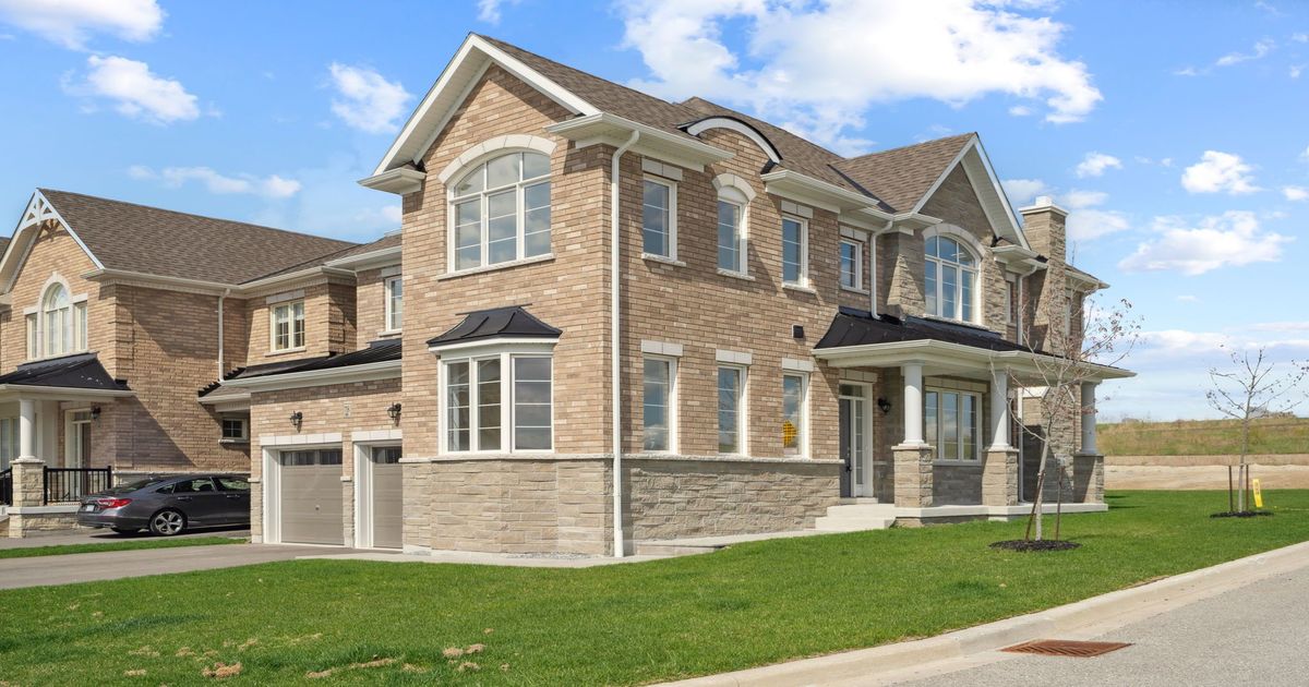 78 Walter Tunny Crescent East Gwillimbury