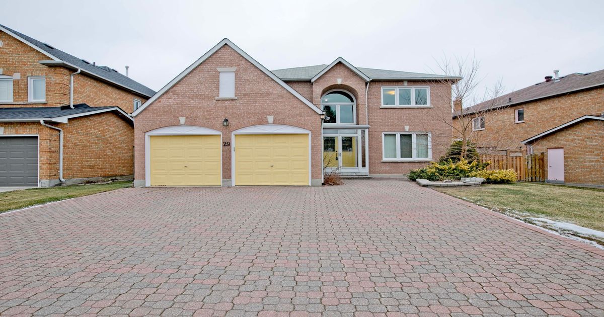 29 Webber Crescent Markham
