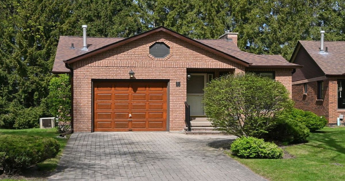 8 Green Briar Road New Tecumseth
