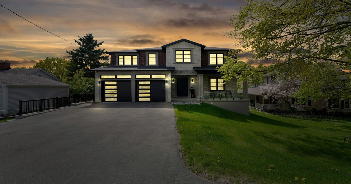 42 Alice Street East Gwillimbury