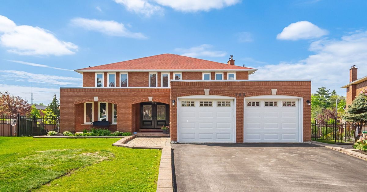 143 Vineyard Court Vaughan