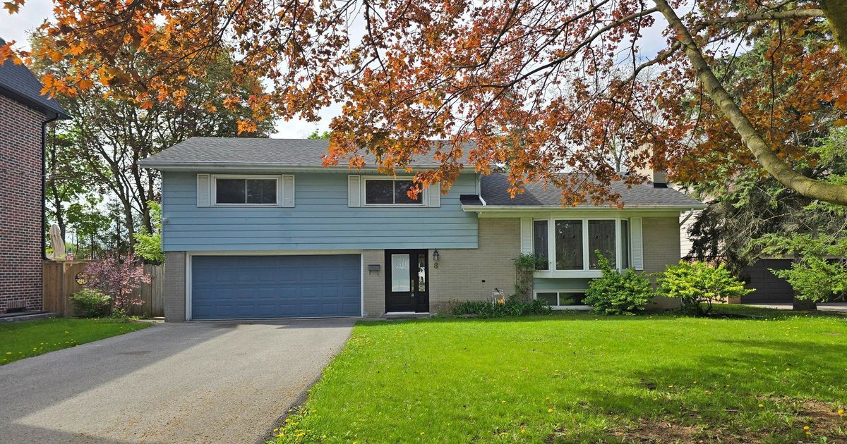 8 Honeybourne Crescent Markham