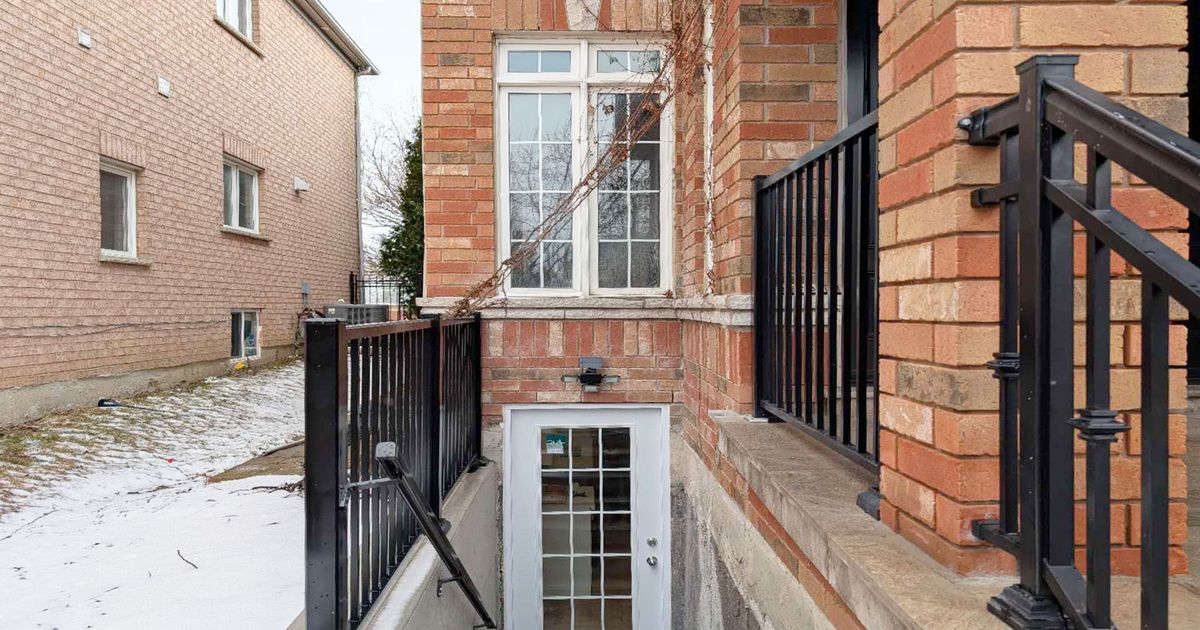 62 Kaitlin Drive Richmond Hill