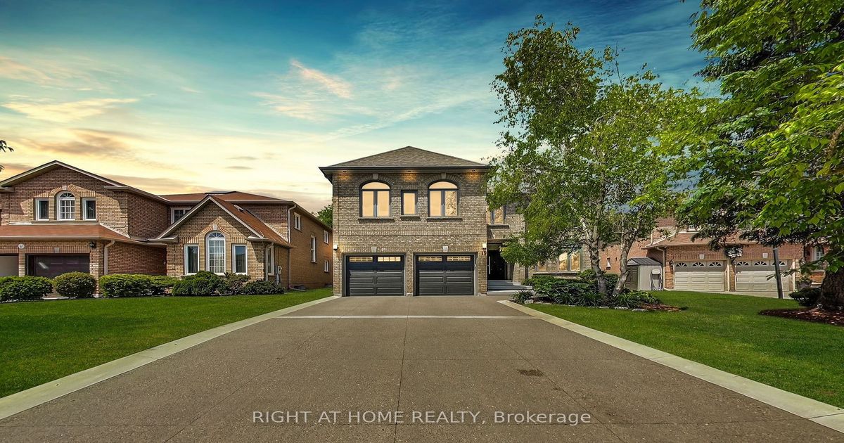 19 Cantex Court Richmond Hill