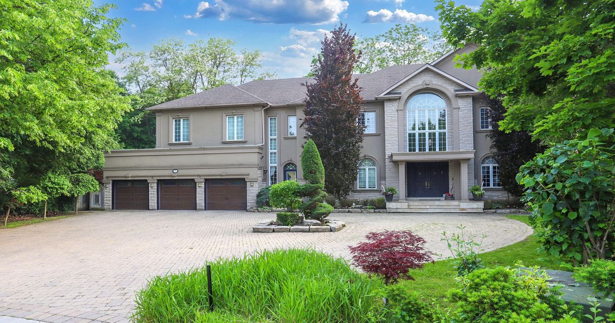 161 Renaissance Court Vaughan