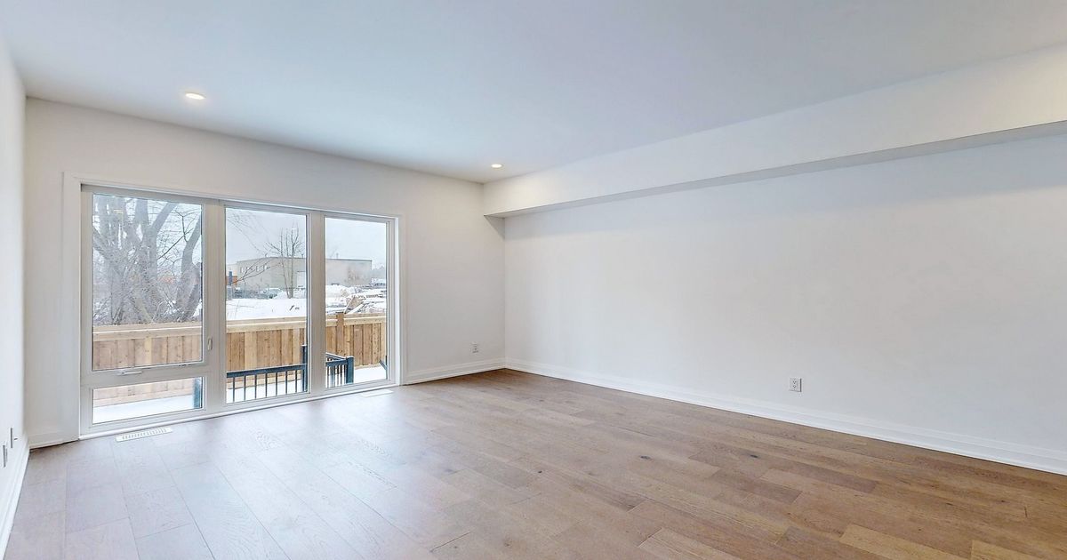 35 Persica Street Richmond Hill