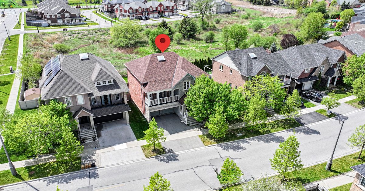 4 Alhart Street Richmond Hill