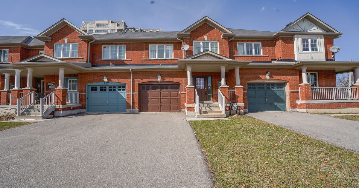 121 Revelstoke Crescent Richmond Hill