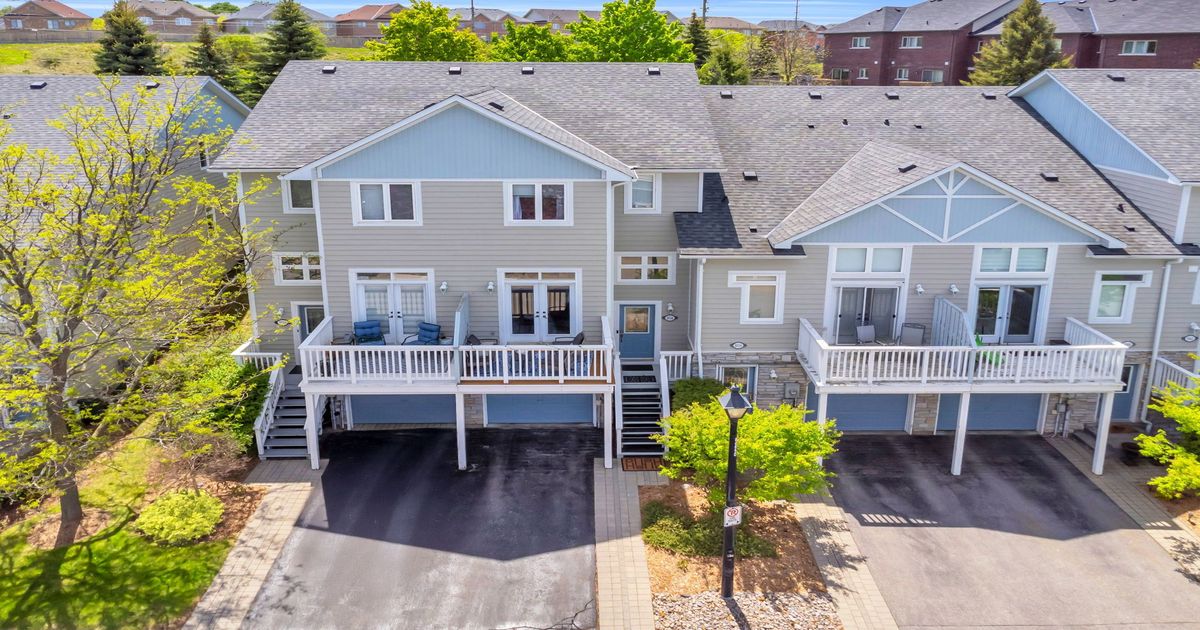 1056 On Bogart Circle Newmarket