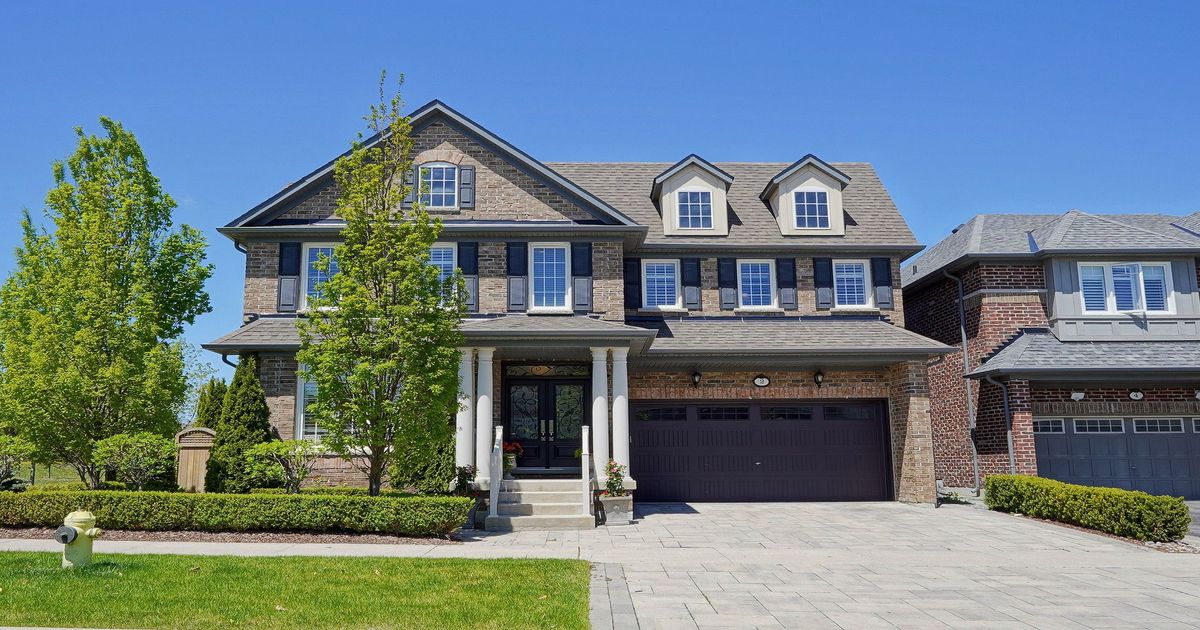 2 Colonel George Mclaren Drive Markham