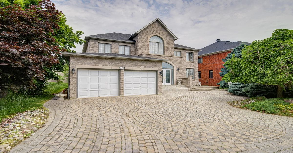 92 Springbrook Drive Richmond Hill