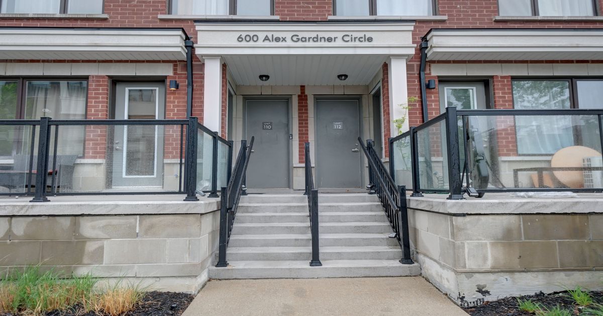 600 Alex Gardner Circle Aurora