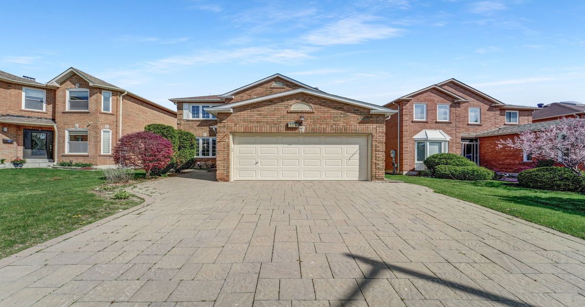 109 Valleymede Drive Richmond Hill
