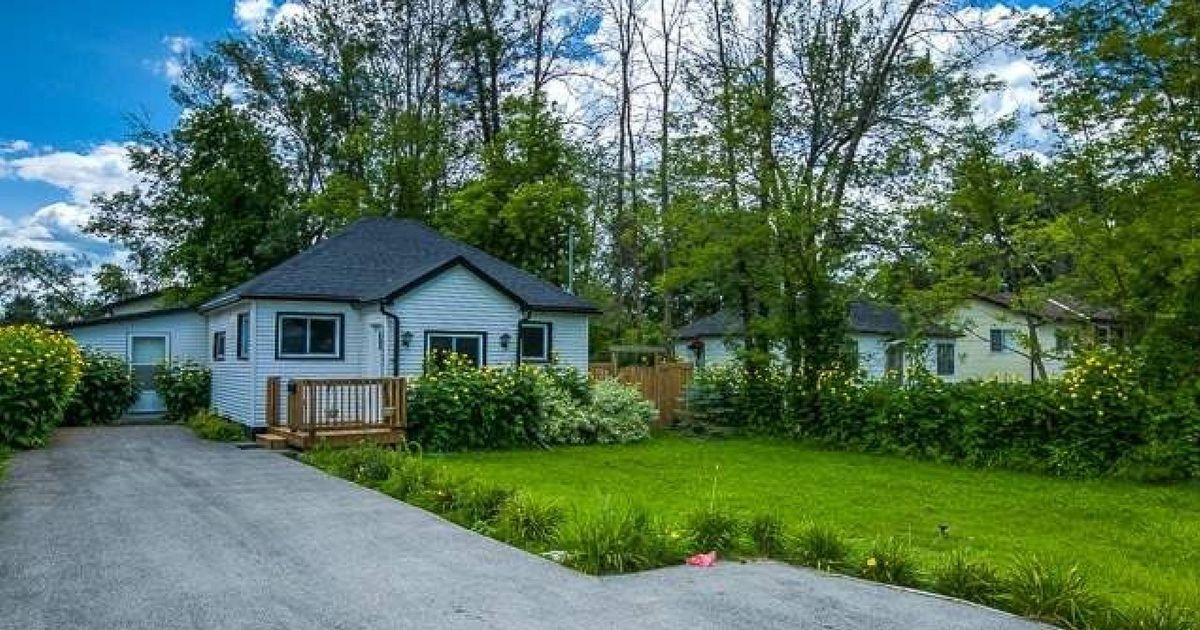 323 Pasadena Drive Georgina