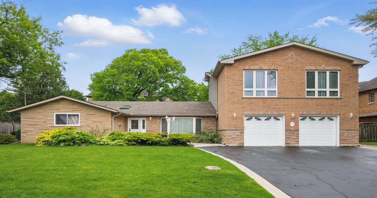 55 Denham Drive Richmond Hill
