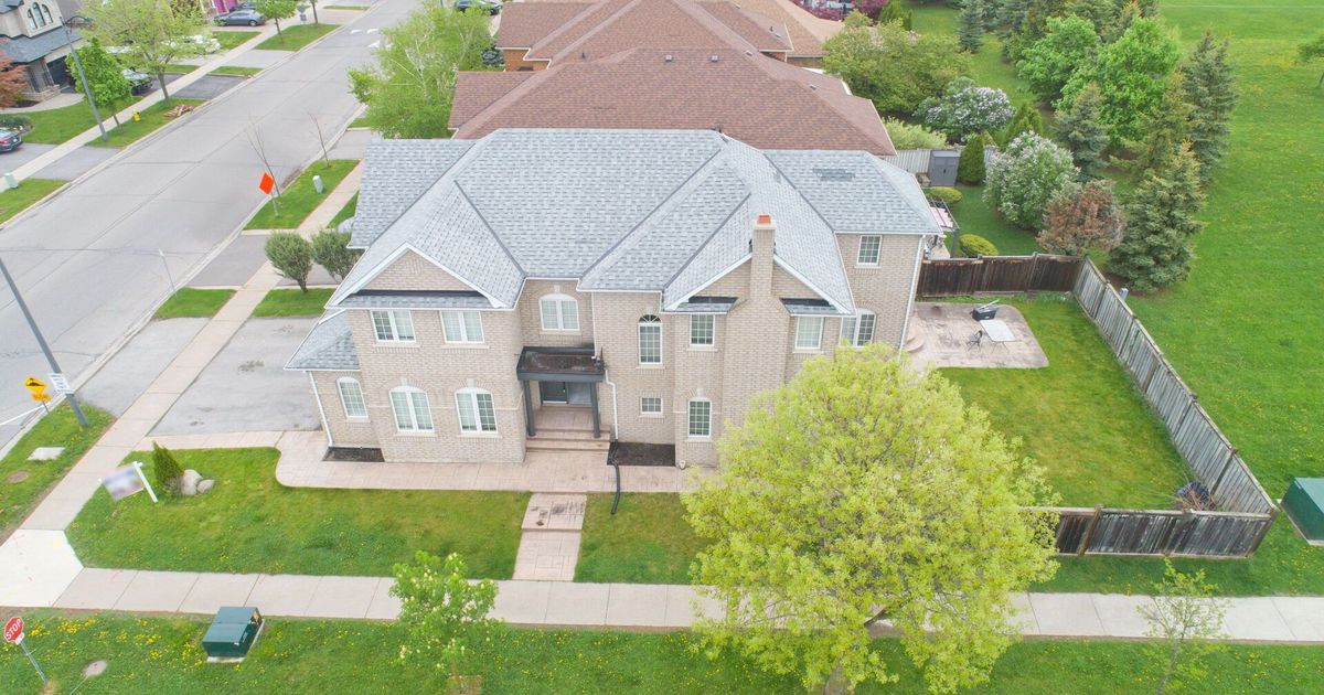 159 Sonoma Boulevard Vaughan