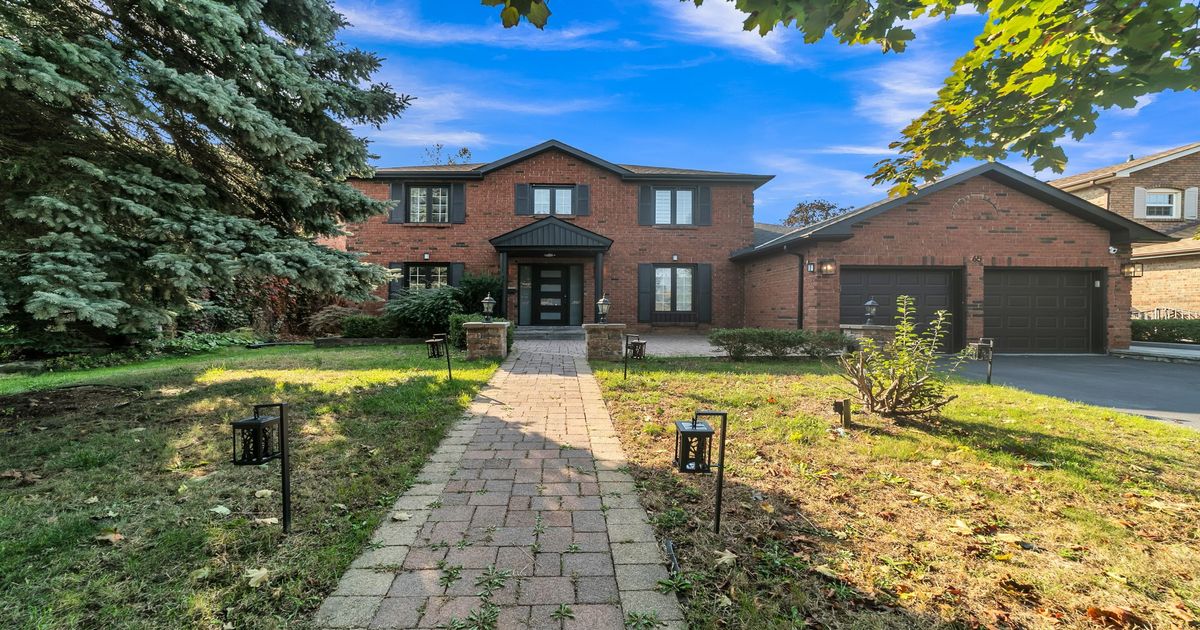 65 Worthington Avenue Richmond Hill