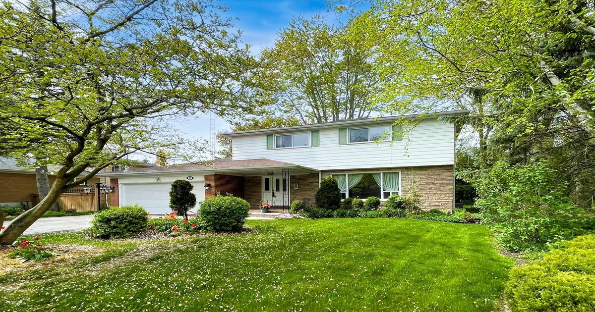 27 Jeremy Drive Markham