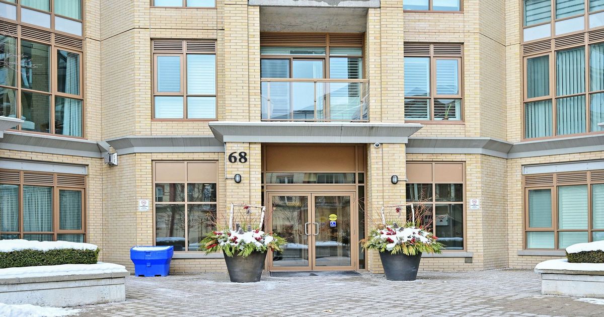 68 Main Street N Markham