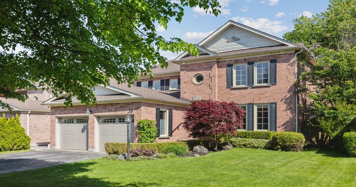 16 White Lodge Crescent Richmond Hill