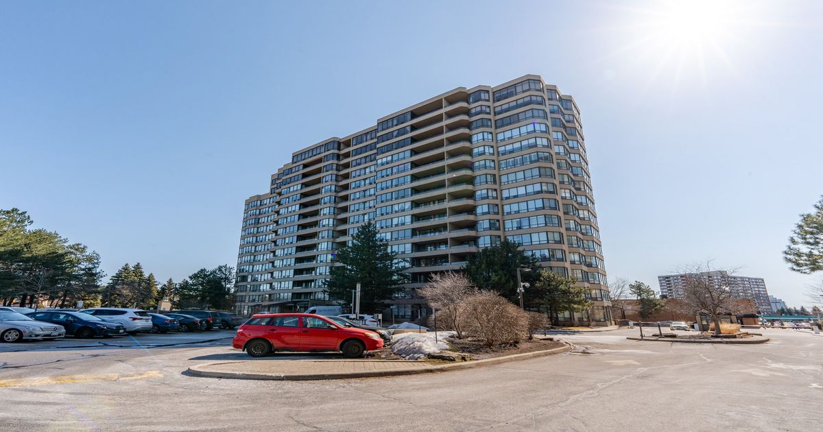 32 Clarissa Drive Richmond Hill