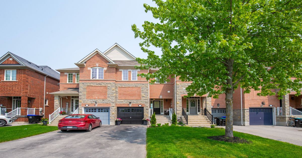 32 GOSNEL Circle Bradford West Gwillimbury