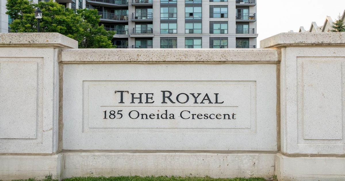 185 Oneida Crescent Richmond Hill