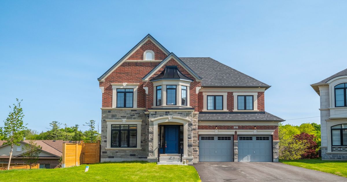 37 Kenneth Campbell Circuit Aurora