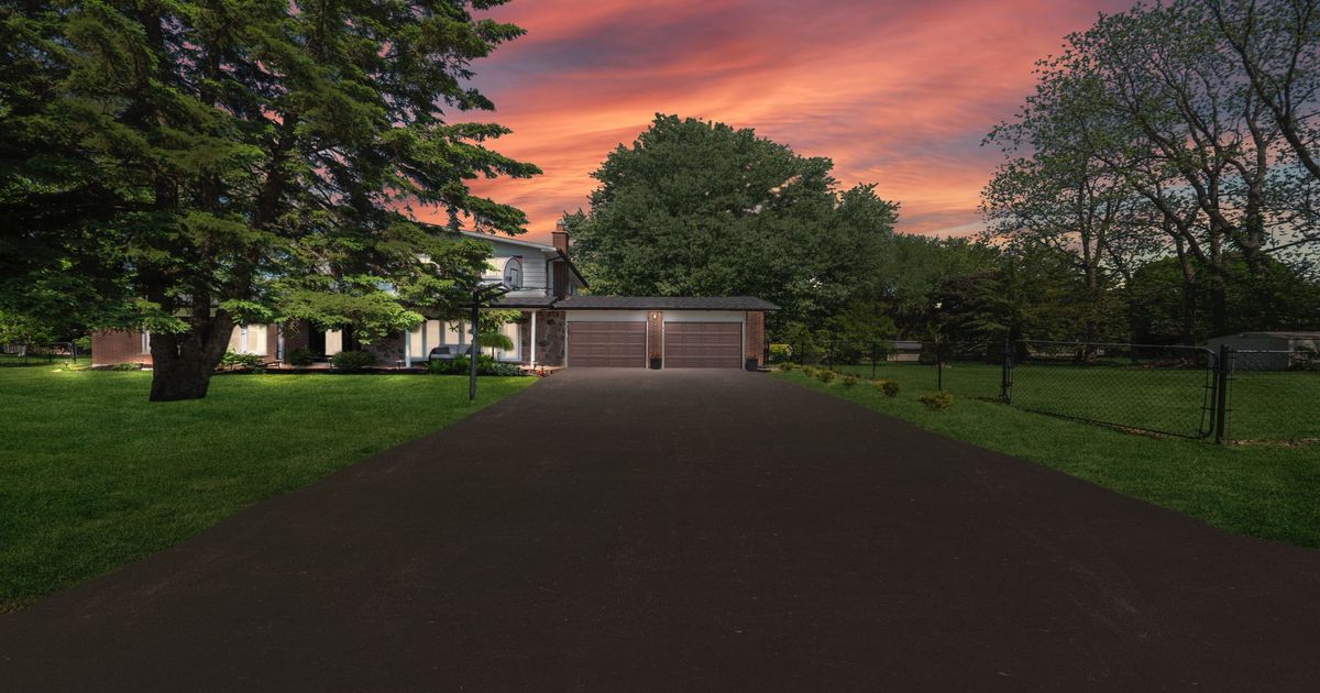 7 May Avenue East Gwillimbury