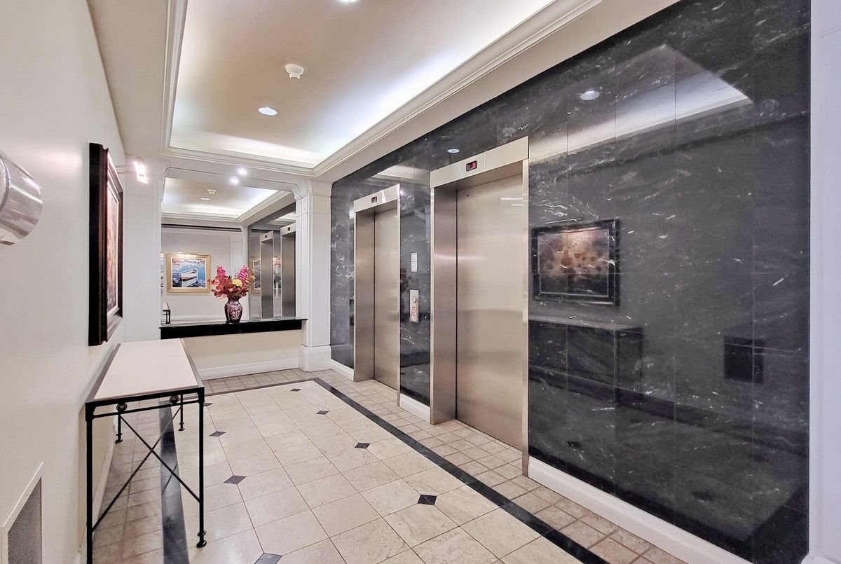 img-gallery