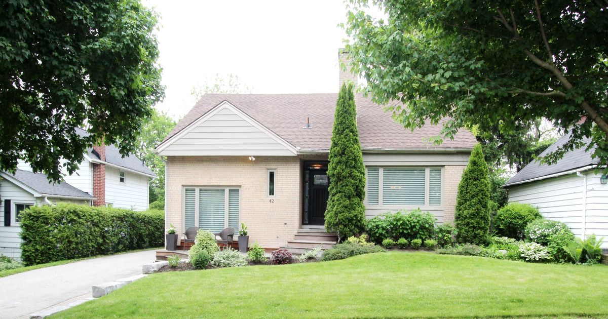 42 Roseview Avenue Richmond Hill