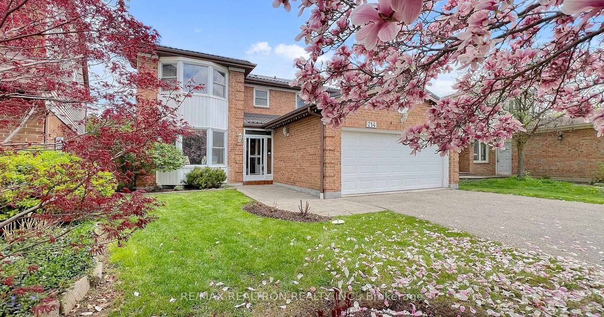 214 Stephen Street Richmond Hill