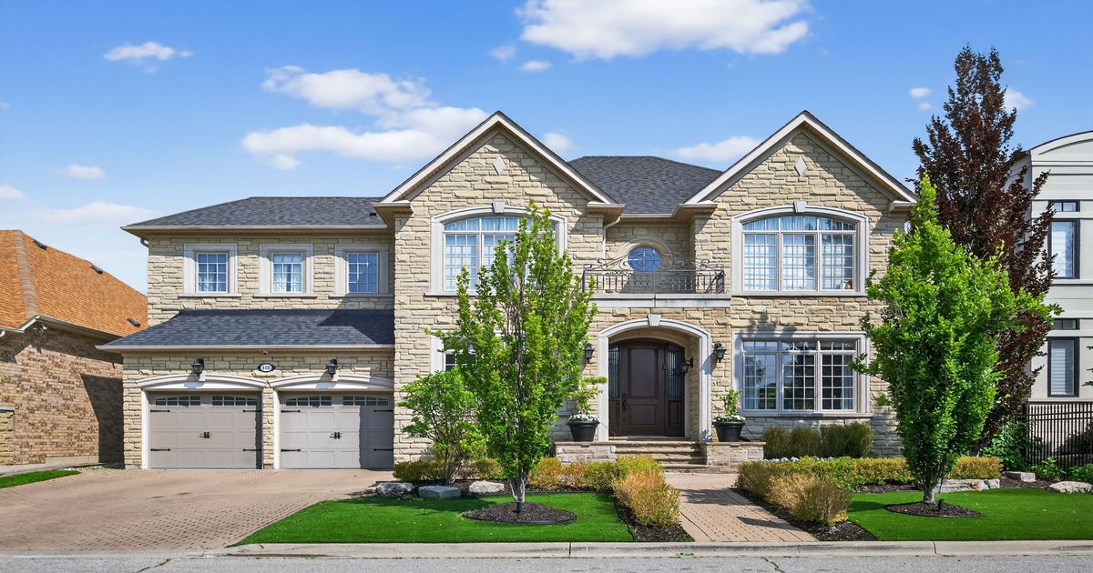 110 Cook's Mill Crescent Vaughan