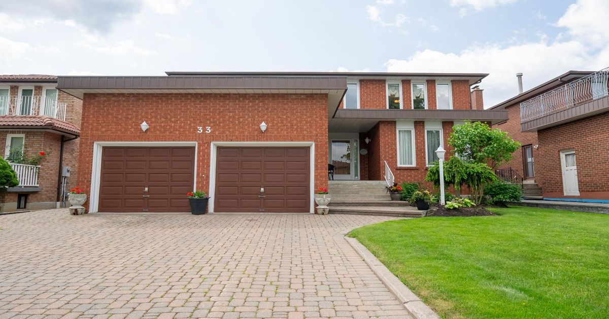 33 Dundee Crescent Markham