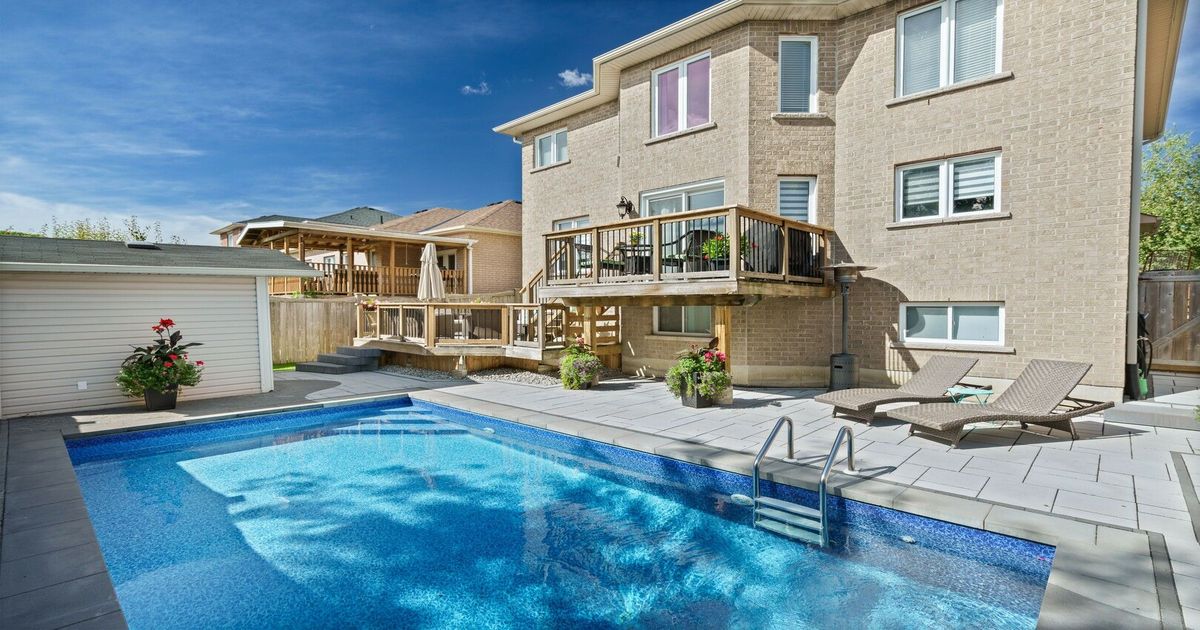 146 Metcalfe Drive Bradford West Gwillimbury