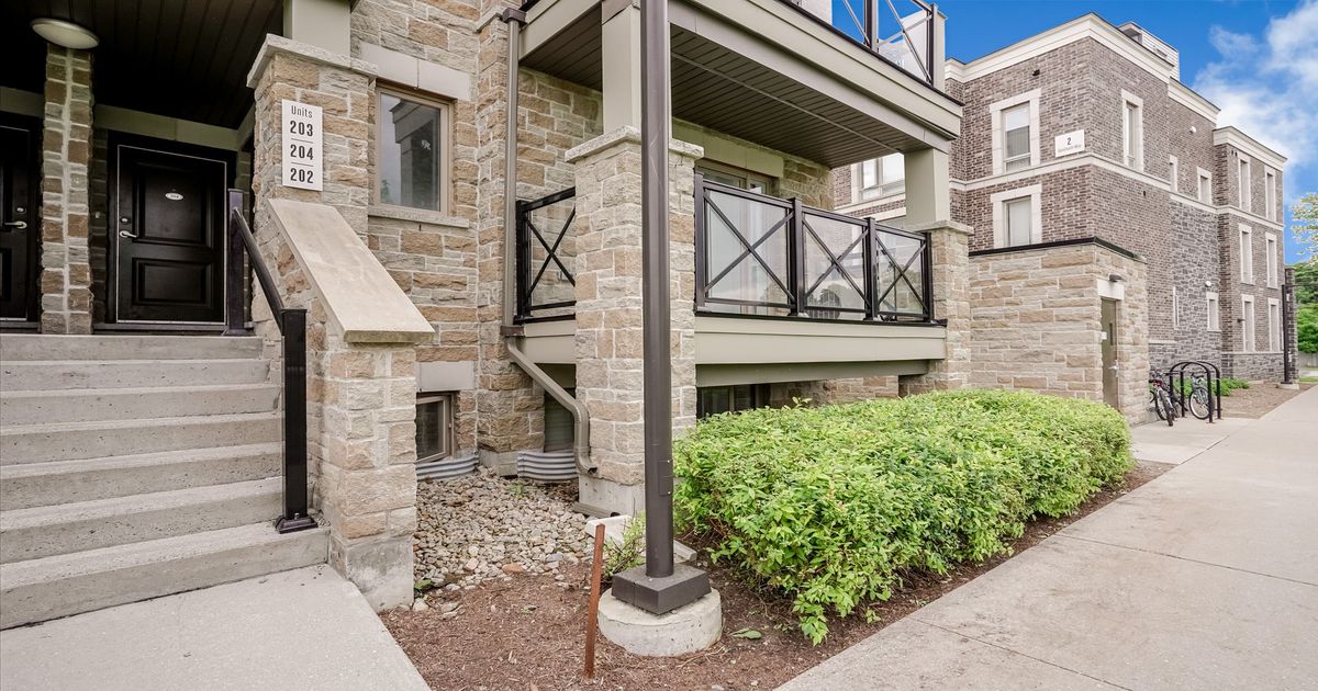 10 Dunsheath Way Markham