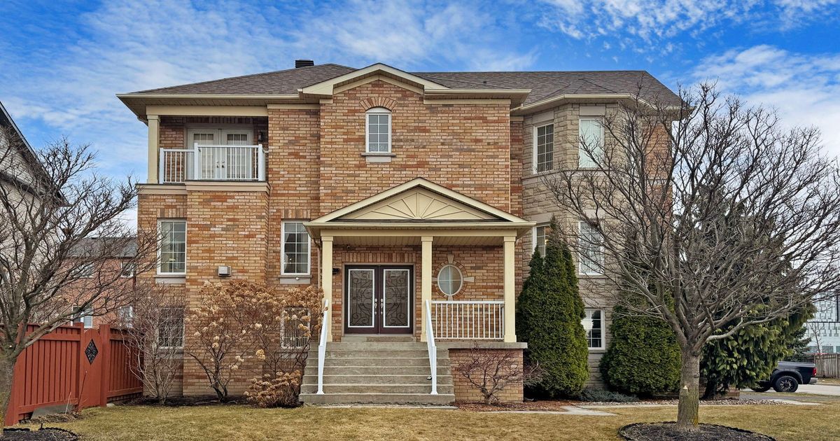 14 La Maria Lane Vaughan