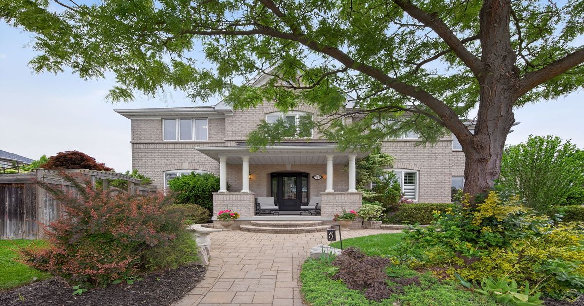 381 McBride Crescent Newmarket