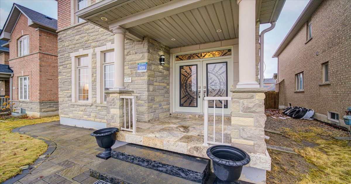 558 Hoover Park Drive Whitchurch-Stouffville