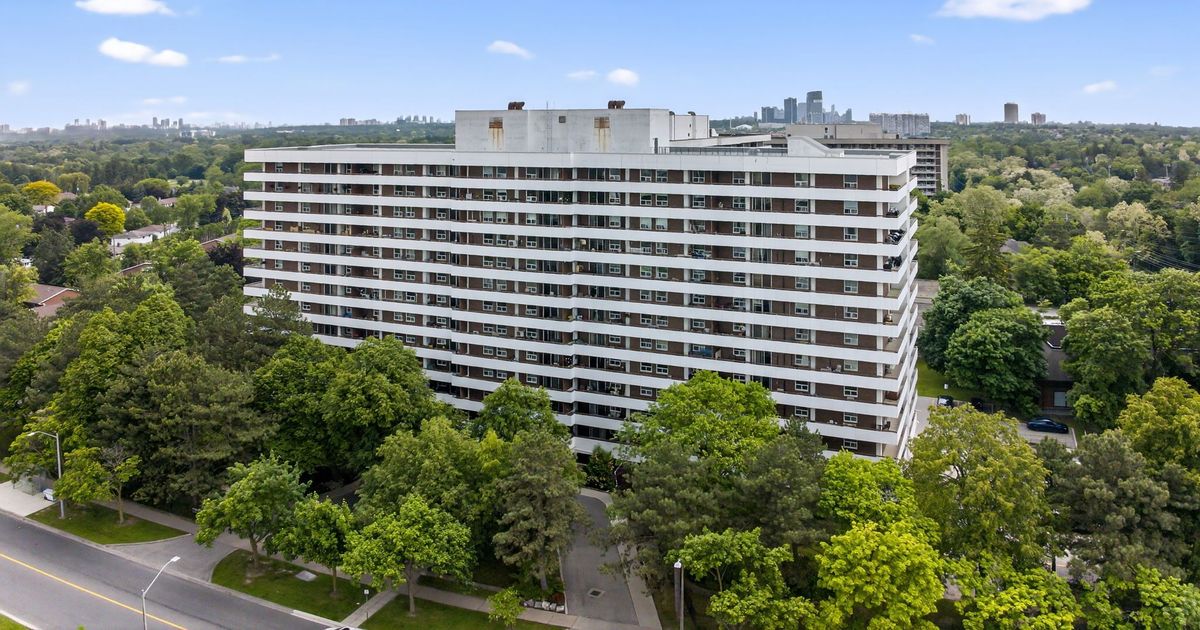 1 Royal Orchard Boulevard Markham