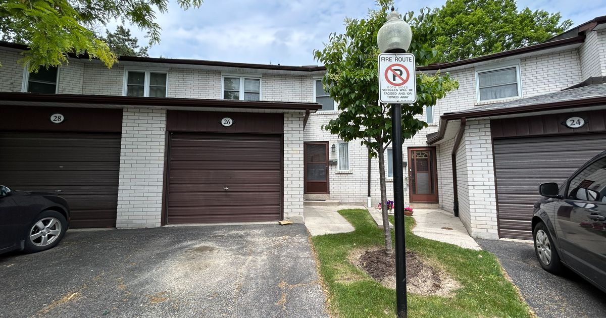 26 Niles Way Markham