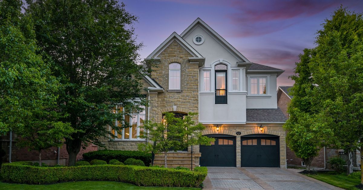 27 Emerald Heights Drive Whitchurch-Stouffville
