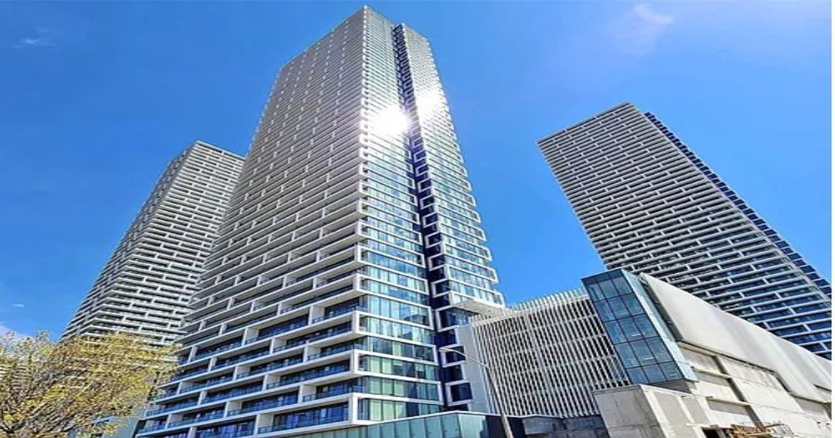 898 Portage Parkway Vaughan