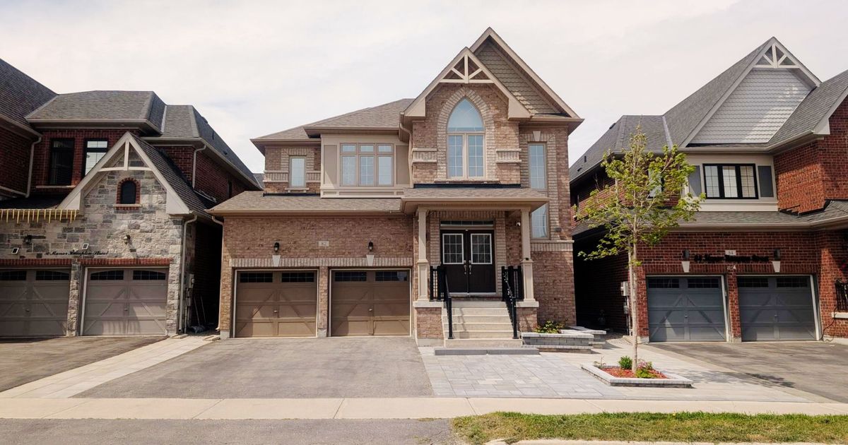 82 Manor Hampton Street East Gwillimbury