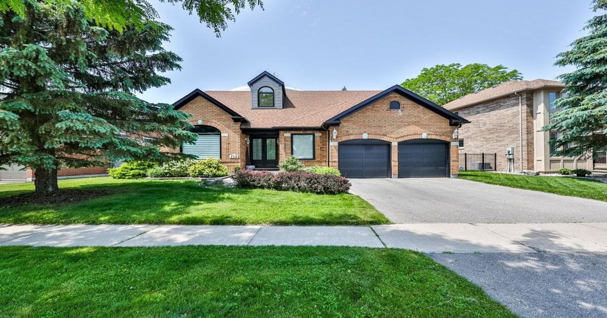 712 Foxcroft Boulevard Newmarket