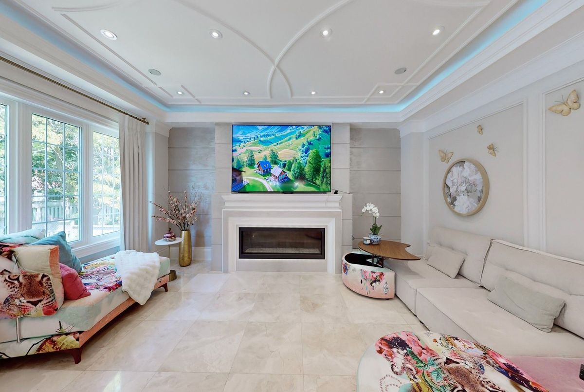 img-gallery