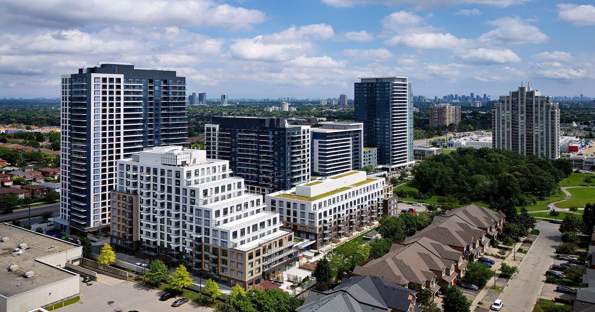 8 Beverley Glen Boulevard Vaughan