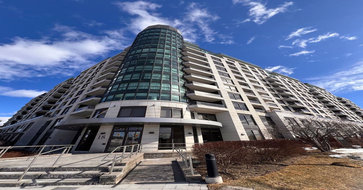 18 Harding Boulevard Richmond Hill